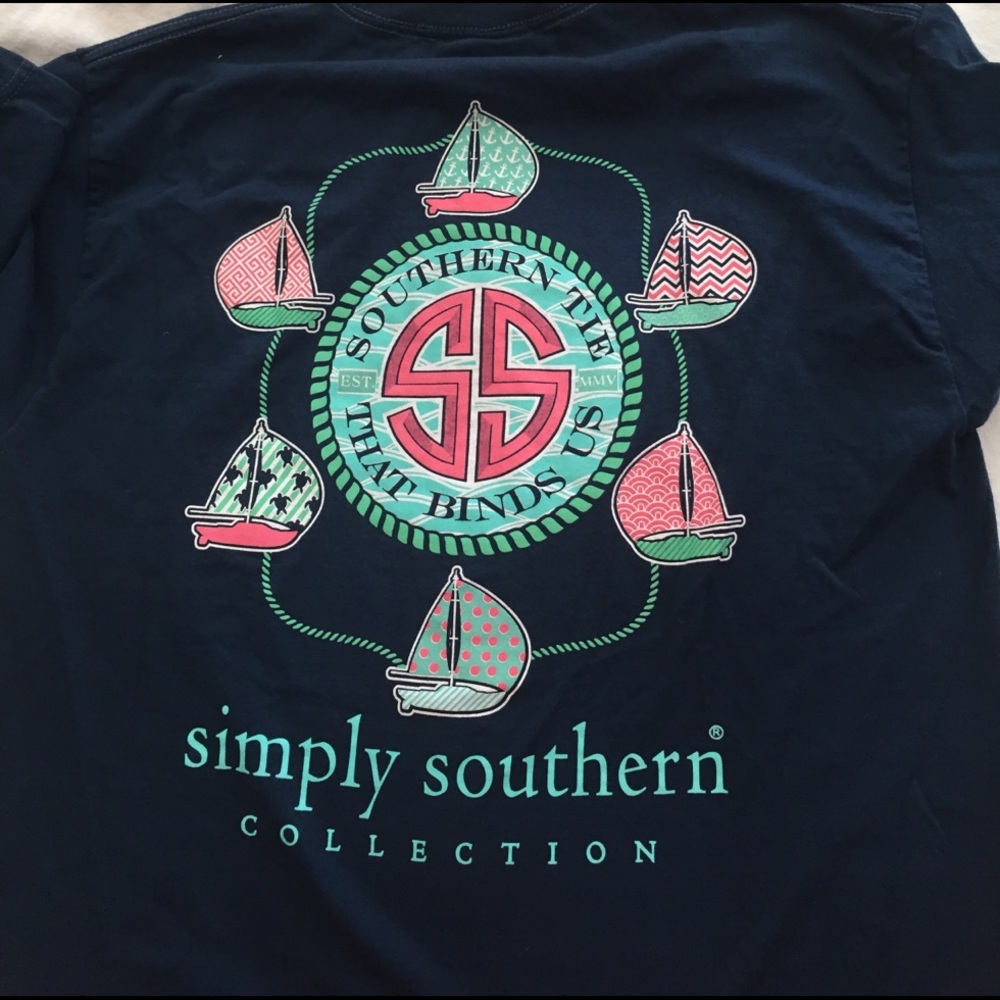 Simply Southern sailboat t-shirt size M
