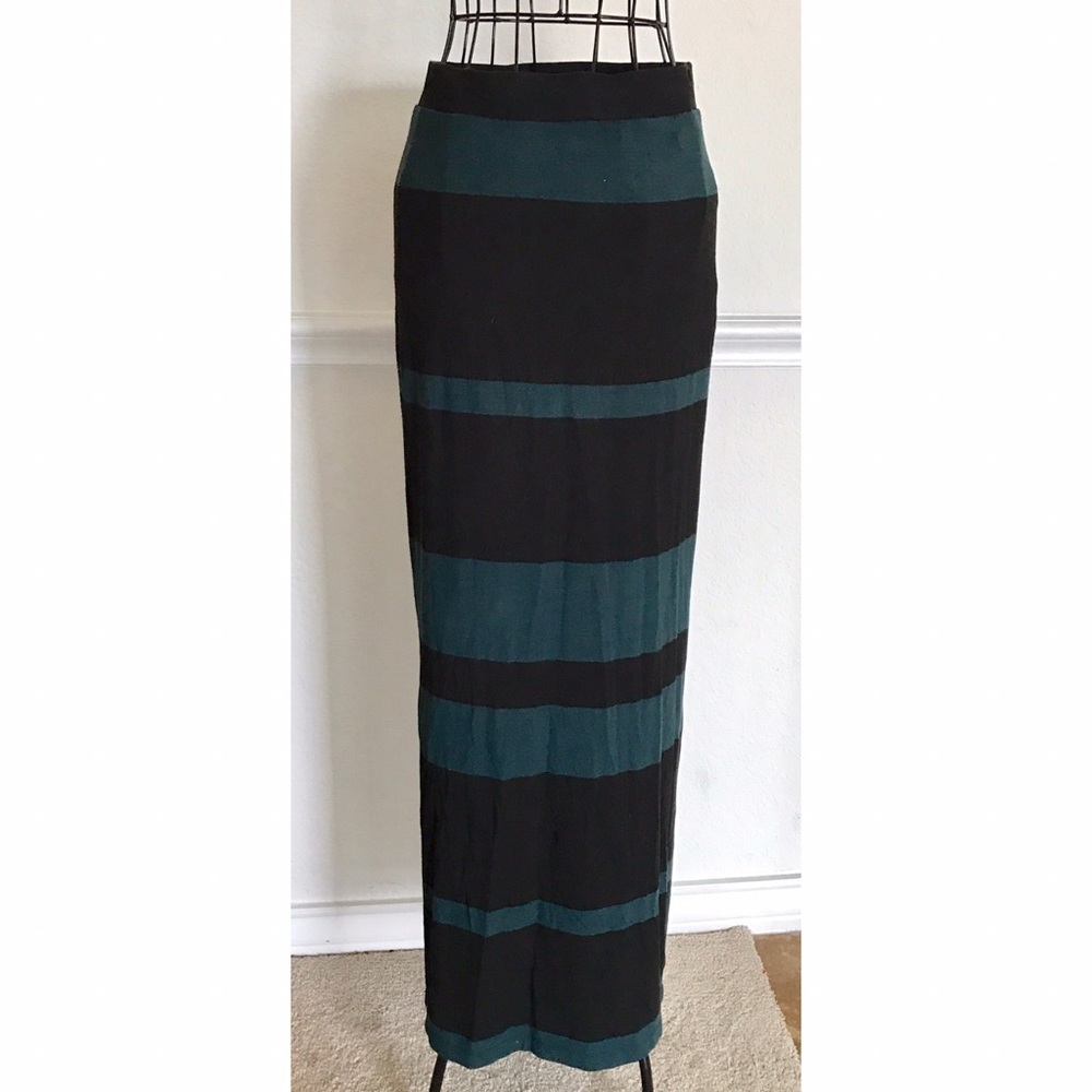 Anthopologie Bordeaux Stripped Maxi Skirt