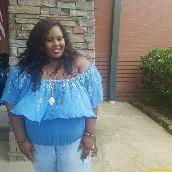 Blue off the shoulder hobo shirt - Picture 2 of 2