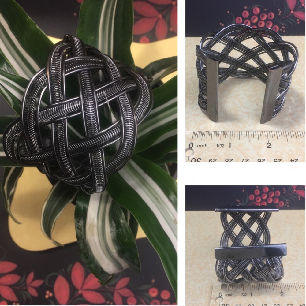 Braided Metal Cuff - Dark gunmetal grey - Picture 2 of 3