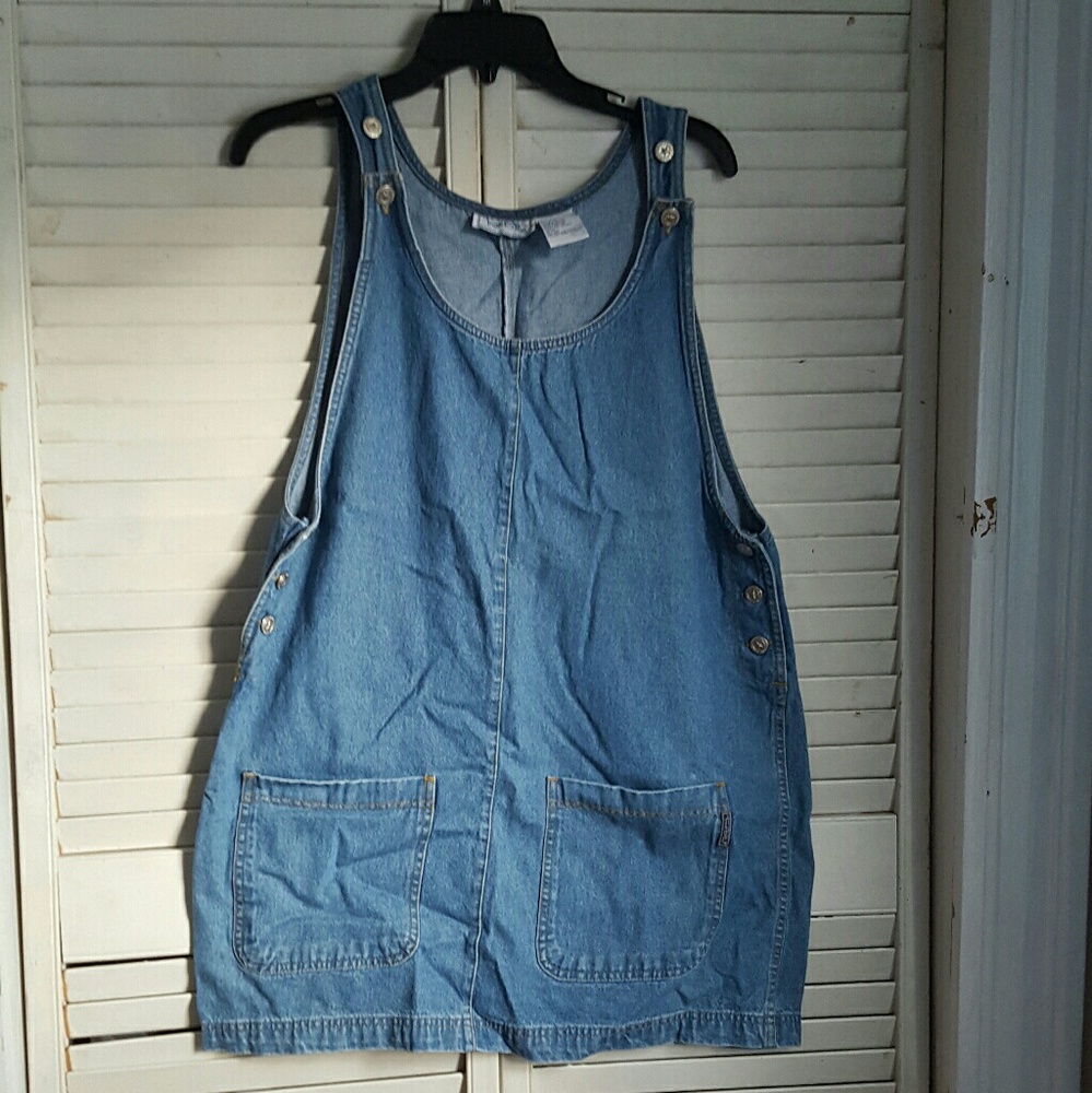 Overall dress
