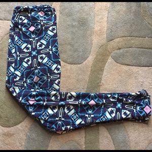 ***SOLD*** LuLaRoe leggings