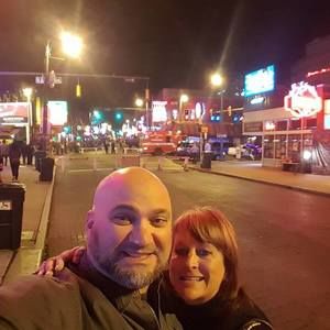 Meet your Posher, Sherry