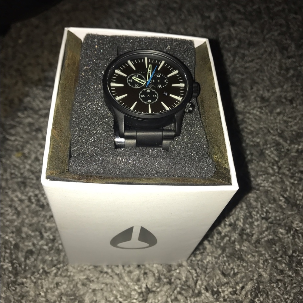 Nixon Mens watch