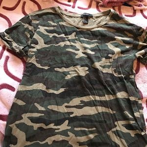Camo shirt sleeve shirt
