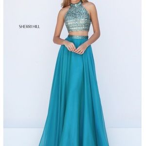 SHERRI HILL turquoise prom dress!!