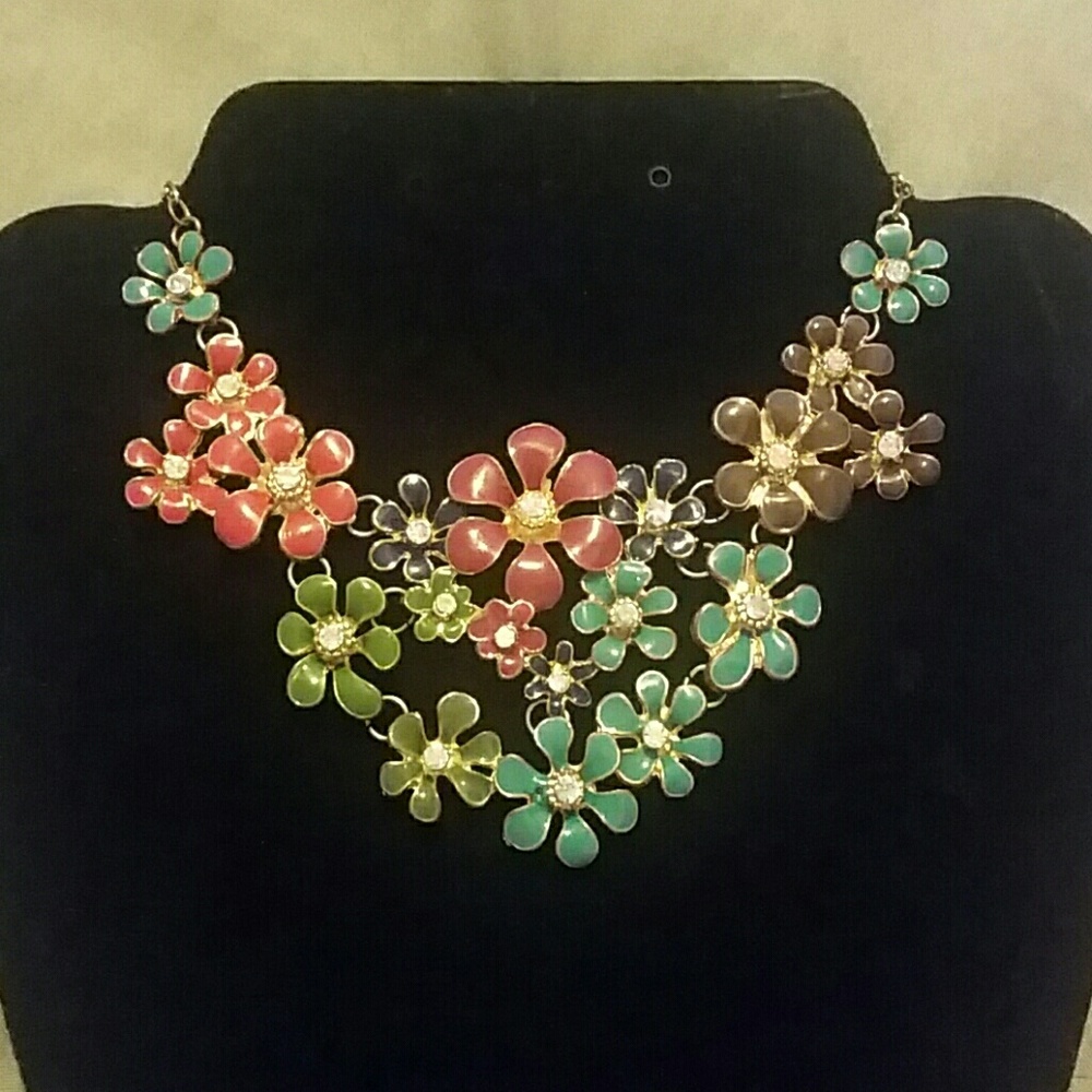Flower necklace