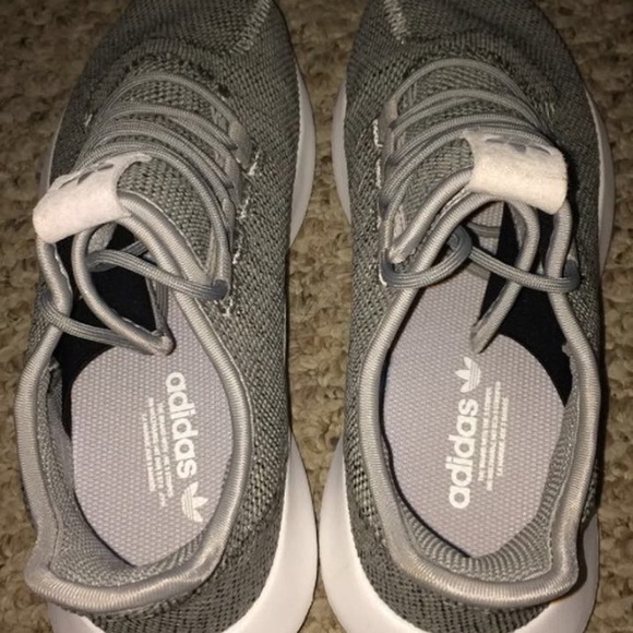 💥Sold💥 Adidas - Picture 2 of 6