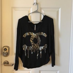 Dripping sequence Chanel symbol shirt