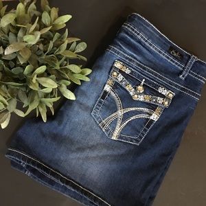 Earl jeans short shorts