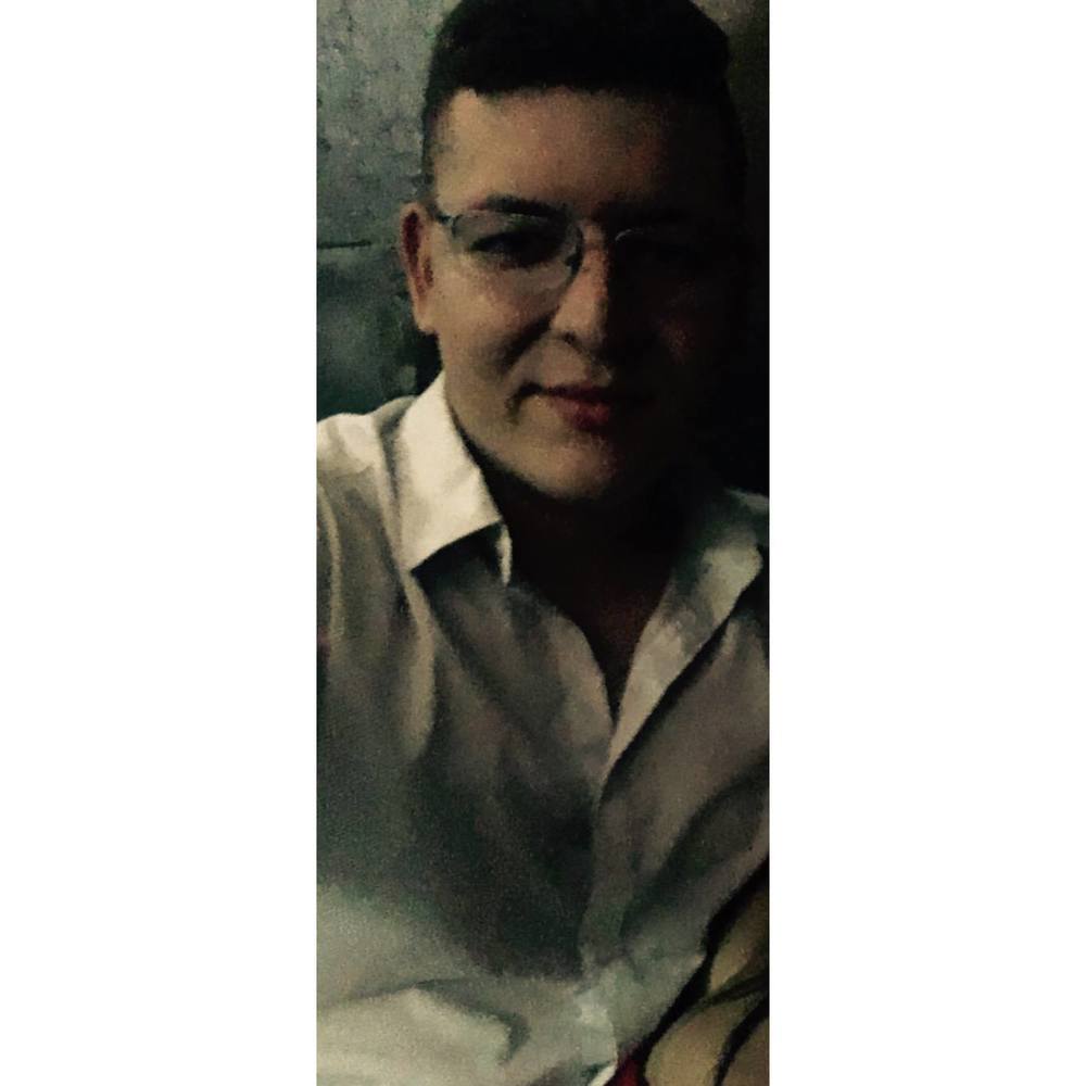 Meet your Posher, Gerardo