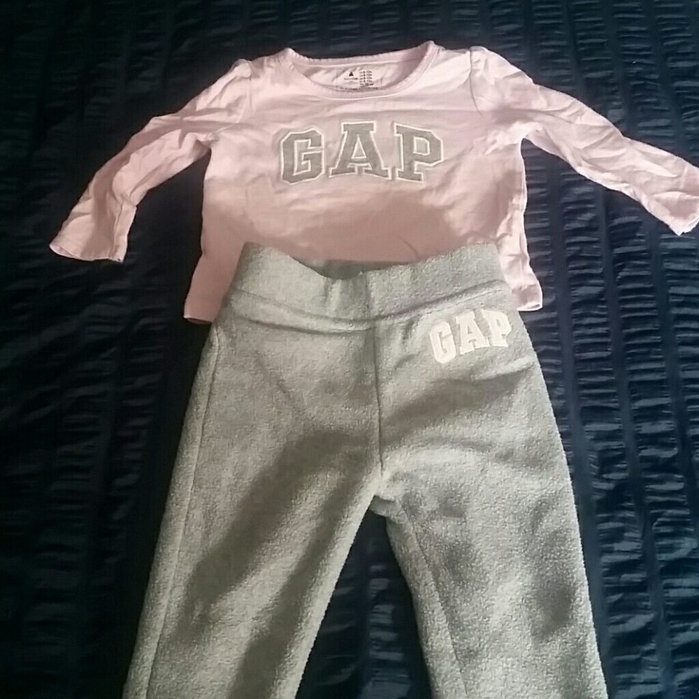 Baby GAP set
