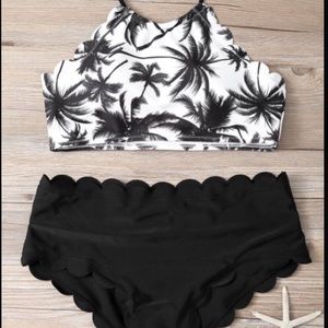 New with tags! Palm tree halter bikini! Size S/M!