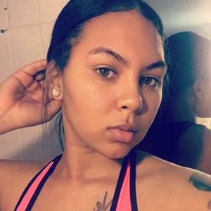 Meet your Posher, Janay