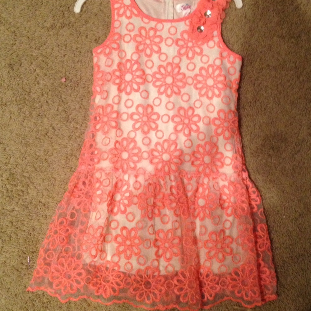 Girls dress