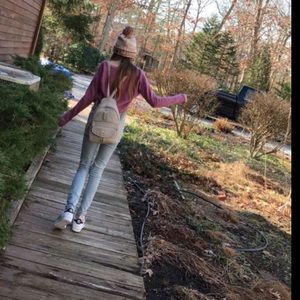 Meet your Posher, Sinead