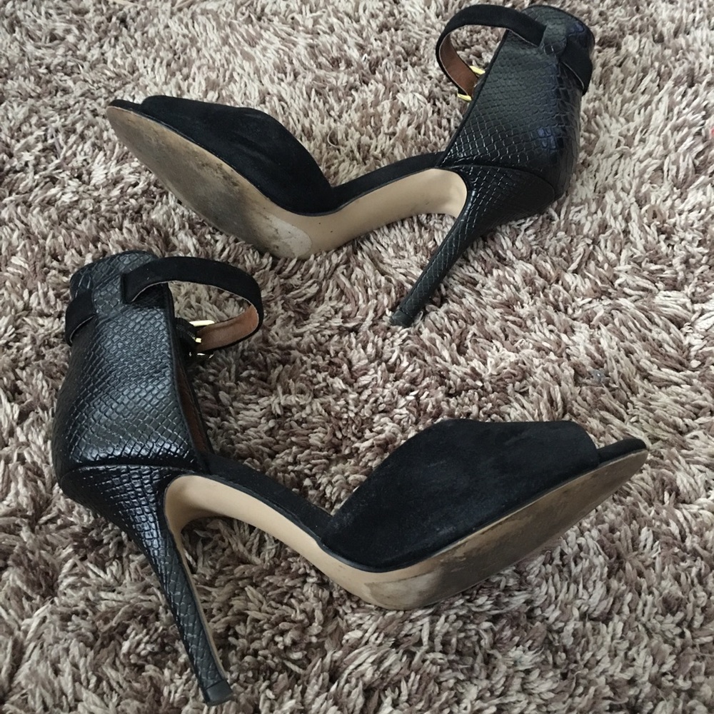 Steve Madden 6.5 size heels - Picture 3 of 4