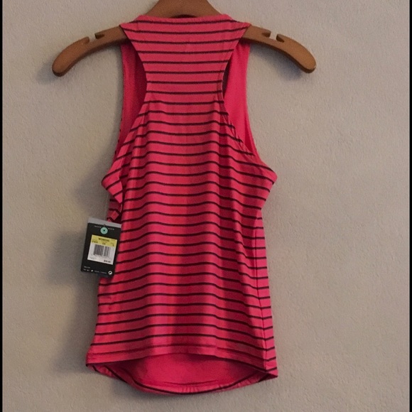 Nike DriFit Top - Picture 3 of 4