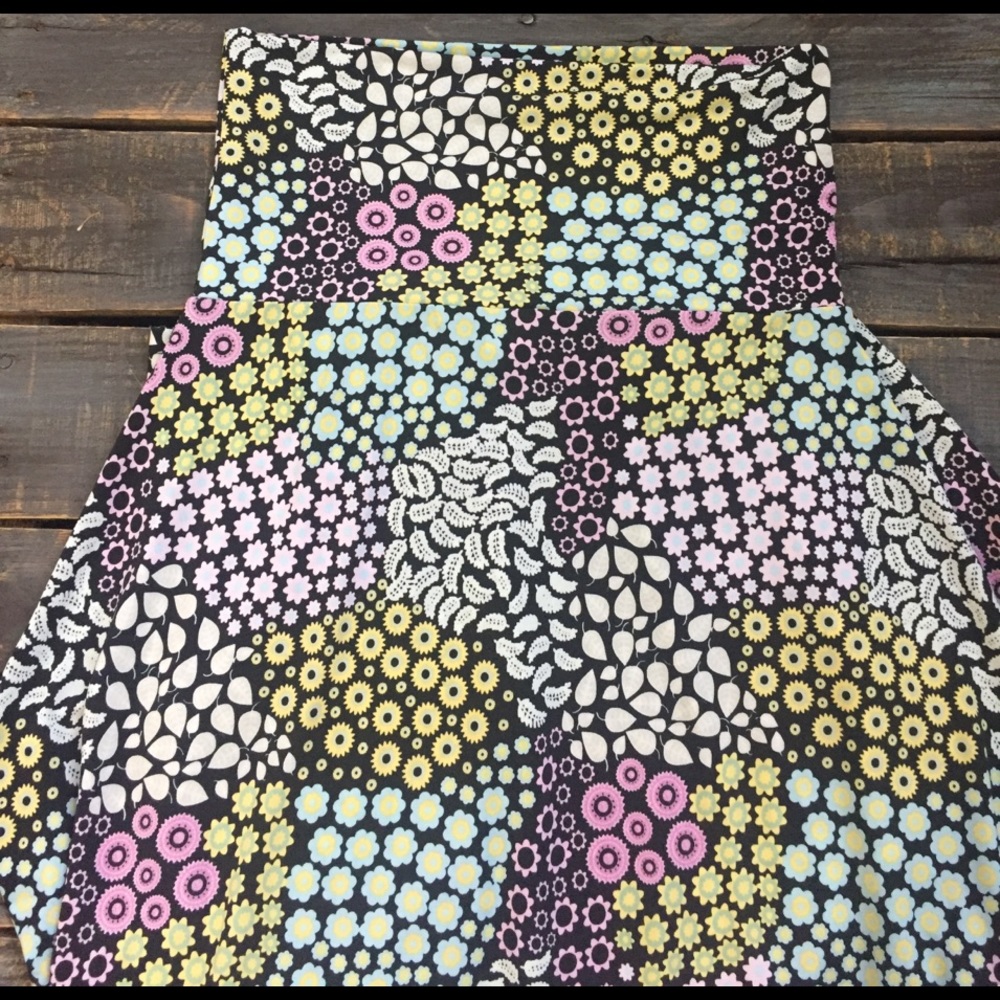 LuLaRoe XS Maxi Skirt, New Without Tags