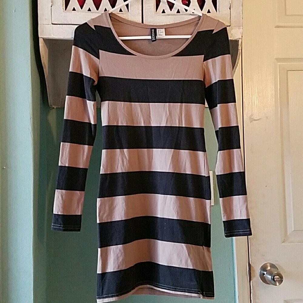 Long sleeve dress