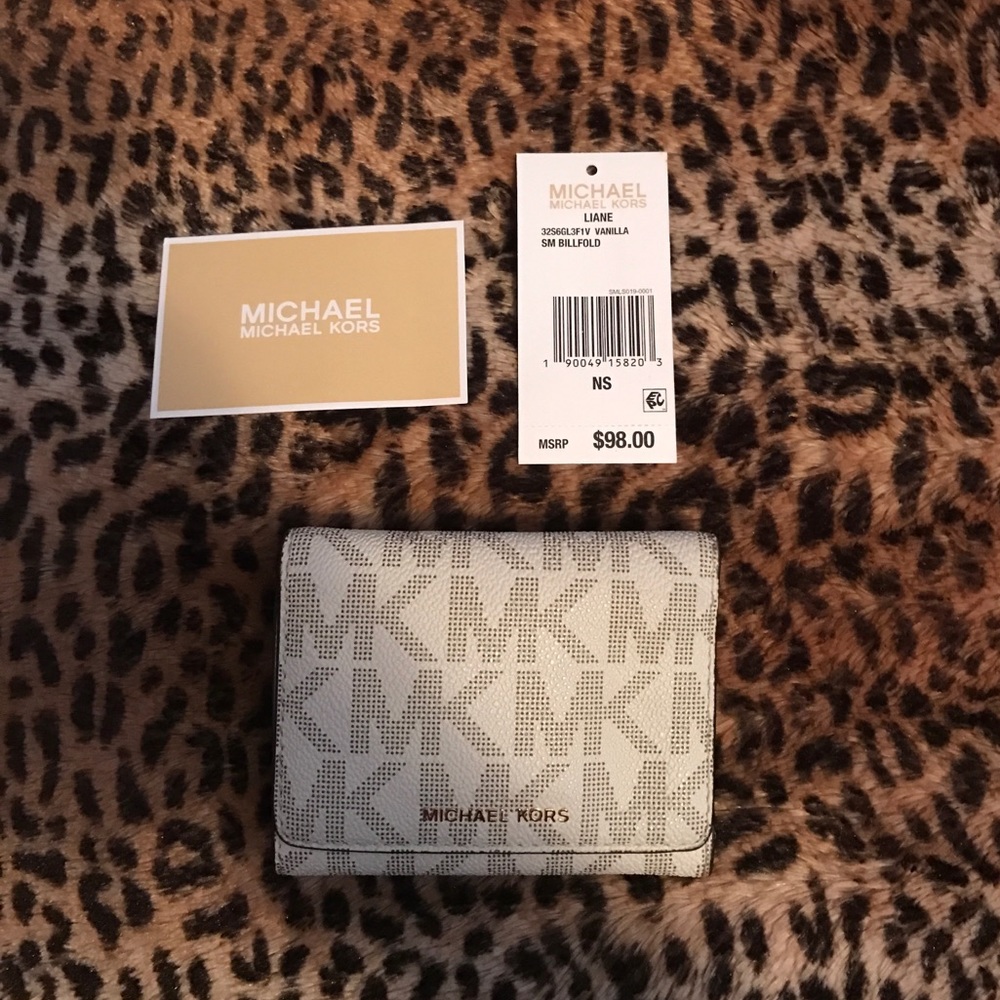 Michael Kors mini wallet