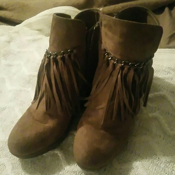 Boots - Picture 2 of 2