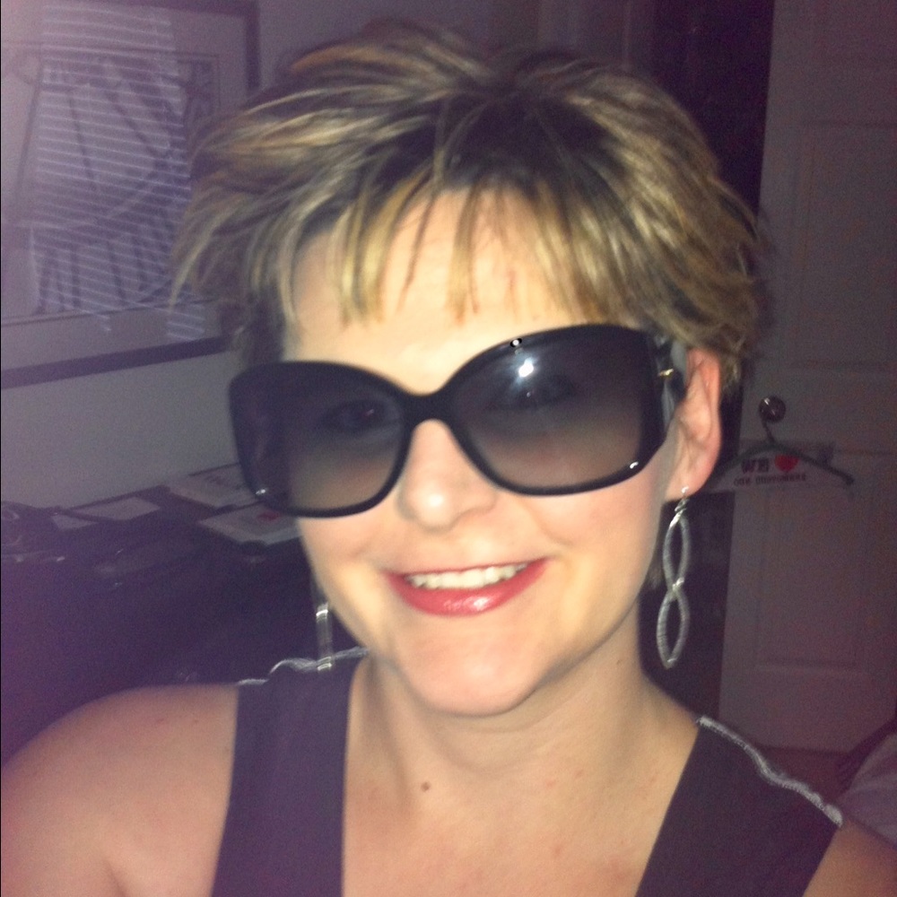 Meet your Posher, Vanessa