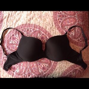 Victoria secret push-up plunge bra