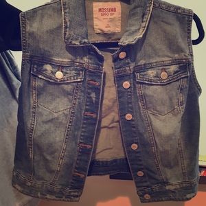 Jean Vest