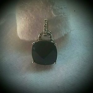 10k white gold pendant