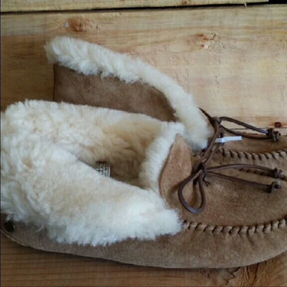 SOLD! UGGpure Alena