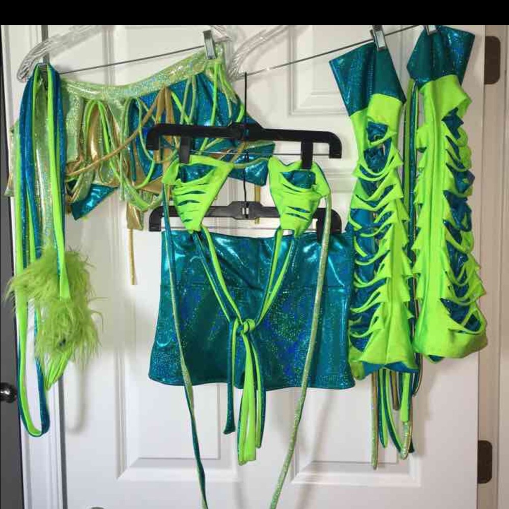Cute outfit from Esty! SOLD ON MERCARI
