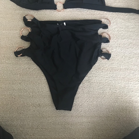 Mink Pink bikini set - Picture 3 of 4