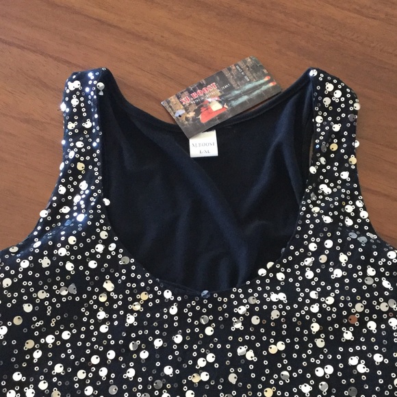 Sequence top..Boutique Style - Picture 2 of 2