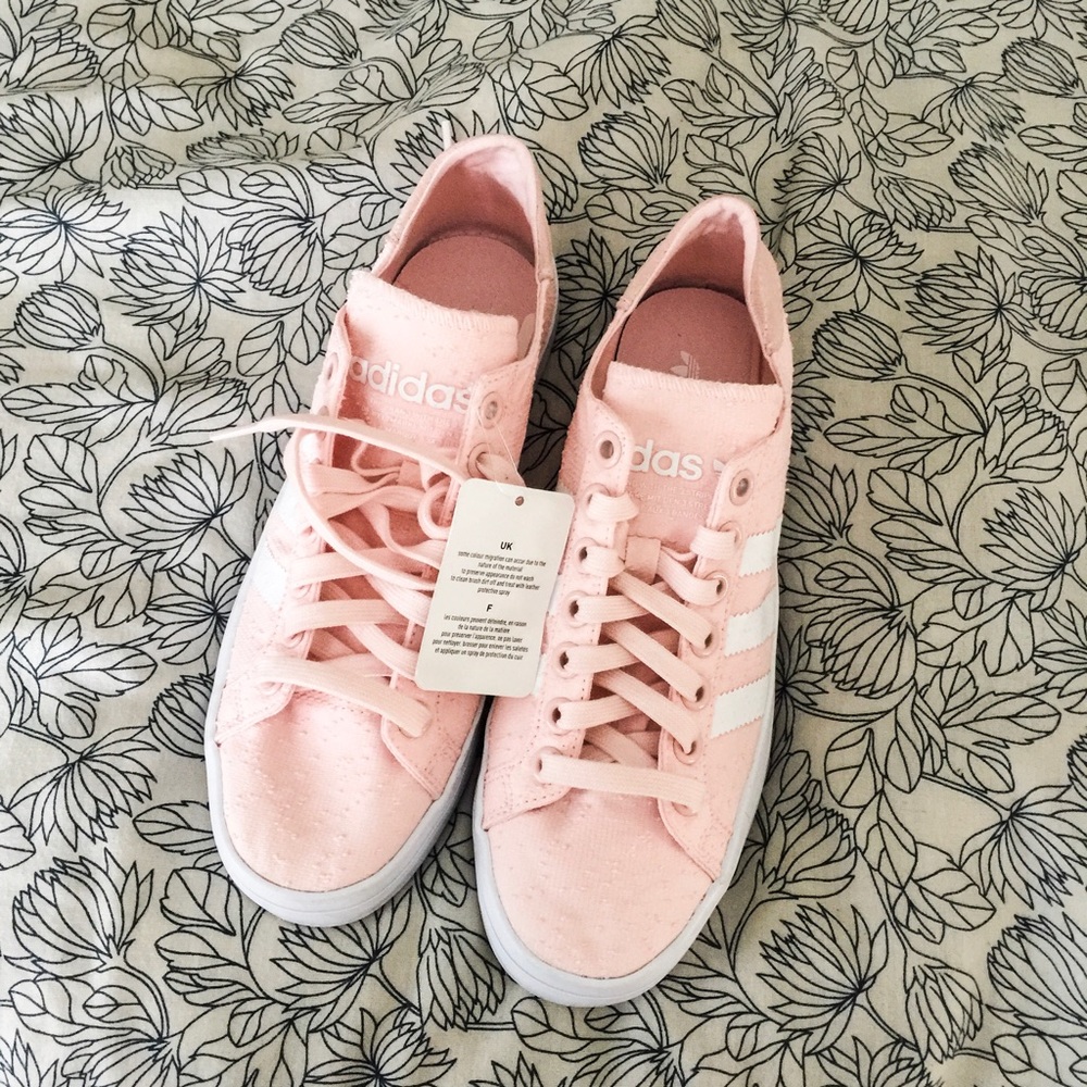 Bet Adidas originals