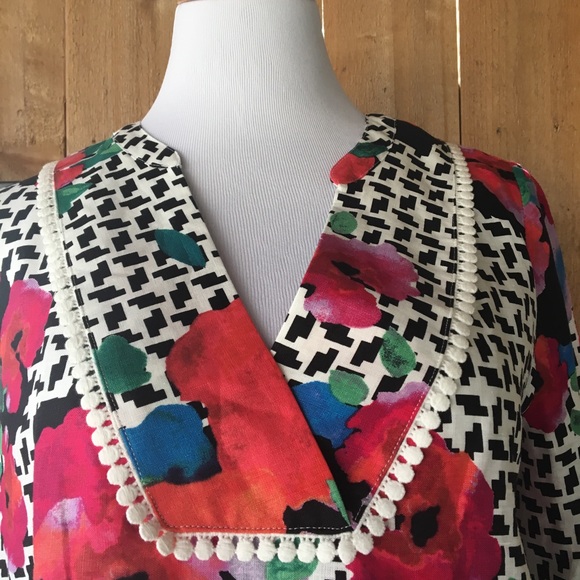 Rafaella vivid florals white black tunic blouse - Picture 3 of 4