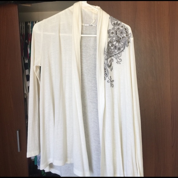 Clothing - Picture 1 of 2