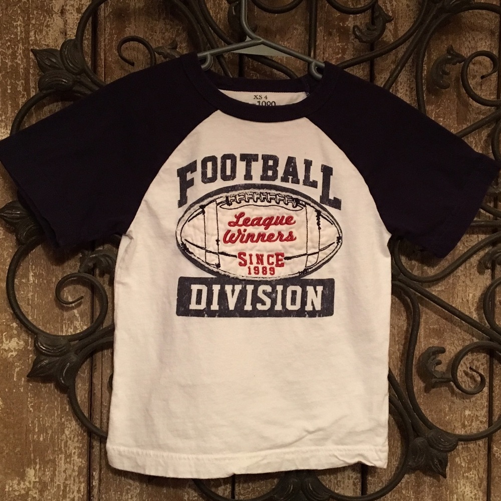 Black and white play t shirt