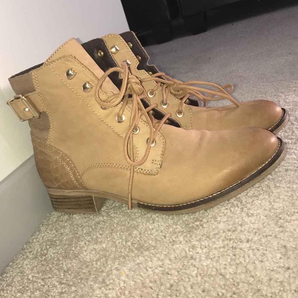 Aldo tan combat boots