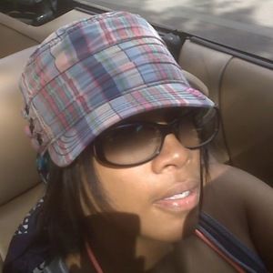 Meet your Posher, Dawn