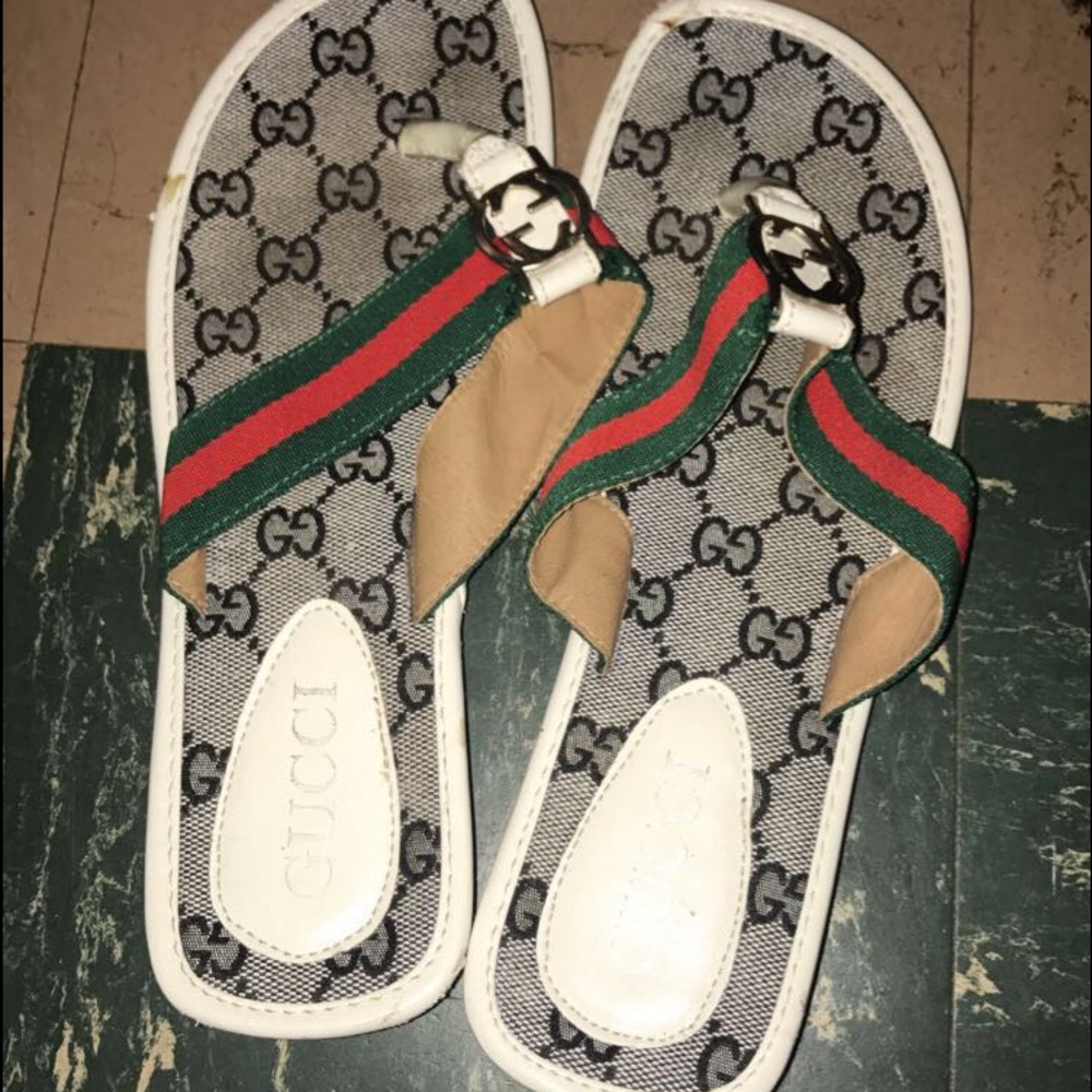 Gucci flip flops