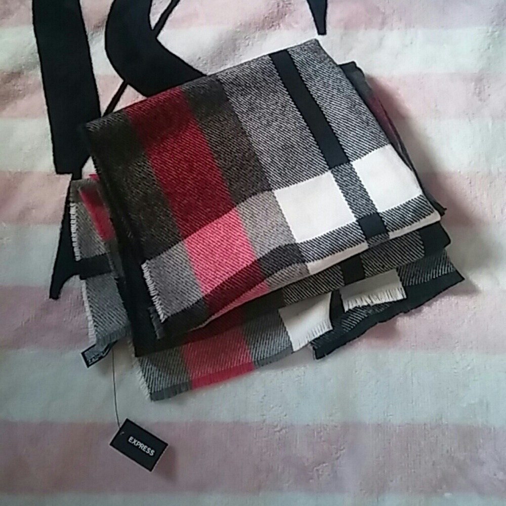 Express long Scarf