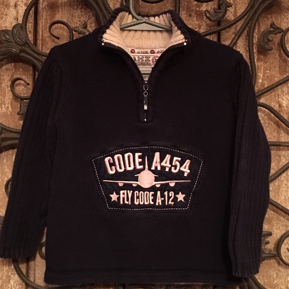 Sweater pull over, super warm, cable knit 🎒