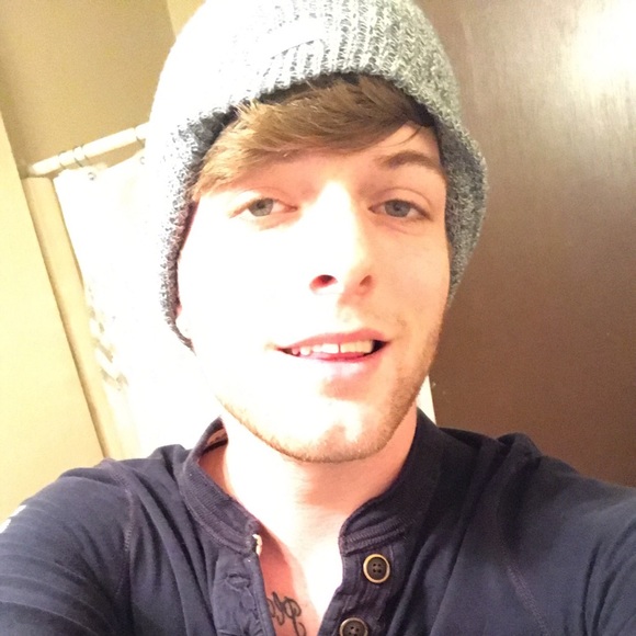 Meet your Posher, Clint - Picture 1 of 1