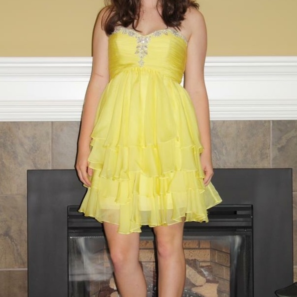 Tony Bowls Homecoming Dress