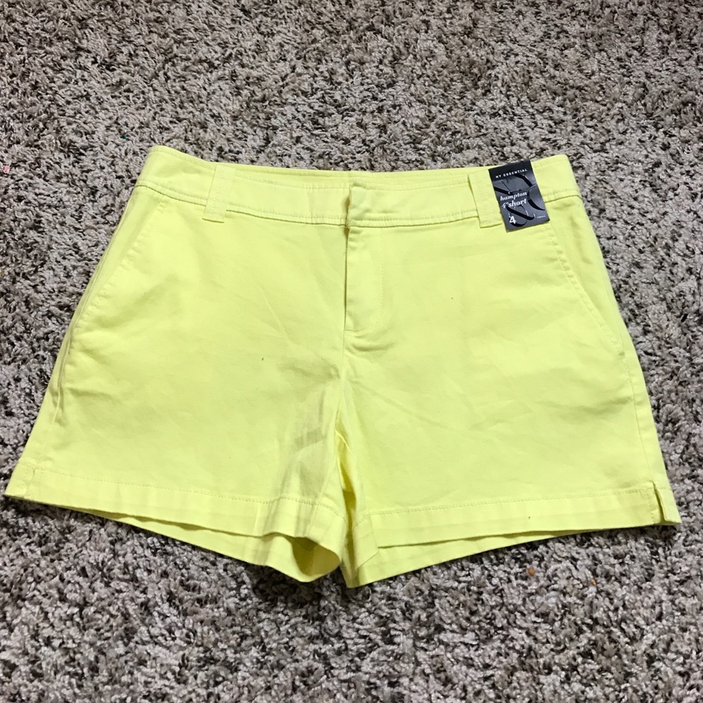 New York and Company Yellow Shorts🌼