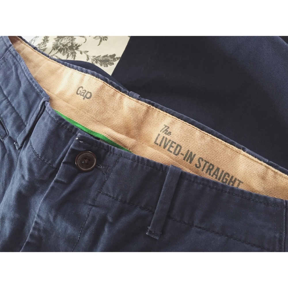 GAP // Men's Navy Blue Chinos