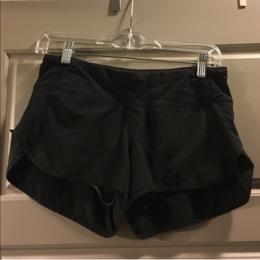 EUC Lululemon Speed Shorts in Black Size 4