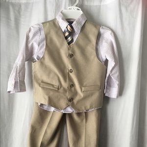 Boys 4-piece suit