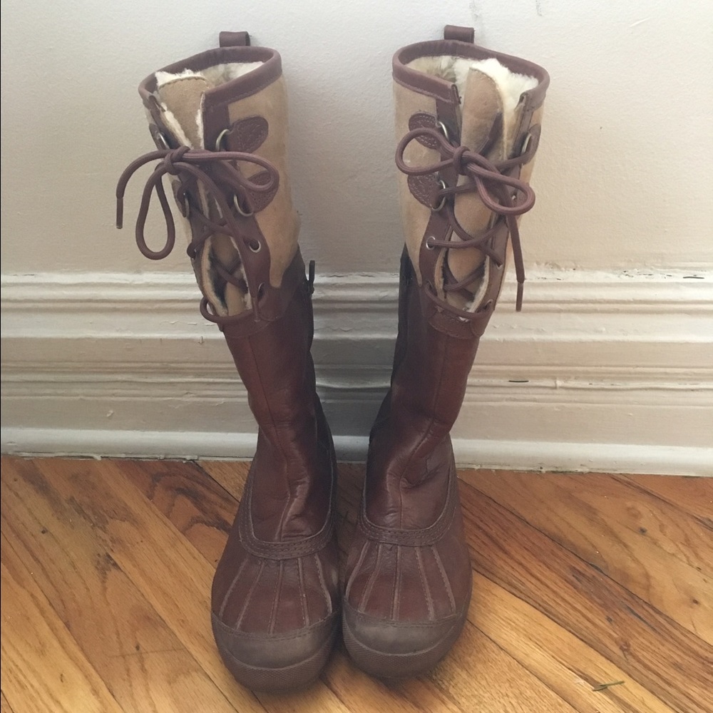 Ugg Belcloud lace up winter duck boots